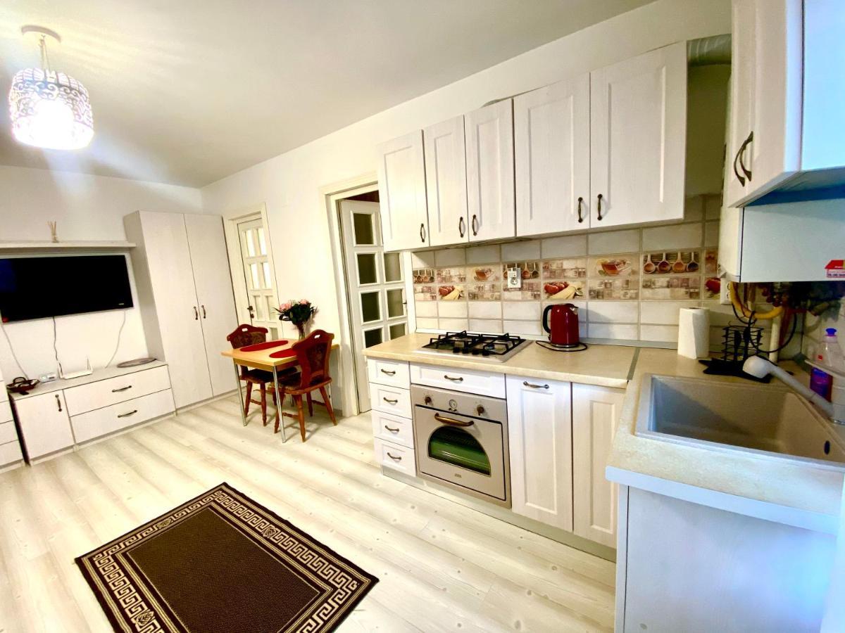Apartament Sara Appartement Iasi Buitenkant foto